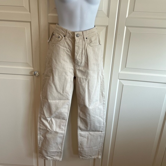 Ksubi
Brooklyn Mid High Rise Relaxed Straight Leg, Cream Size 25 - Picture 8 of 17